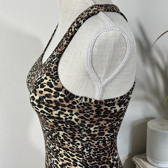 Heart & Hips M Animal Print Tank - Picture 4 of 12